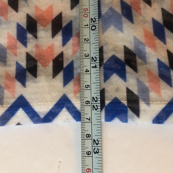 Forever 21 Tribal Aztec Print Bat Wing Sleeve Top Sz L - Picture 11 of 11